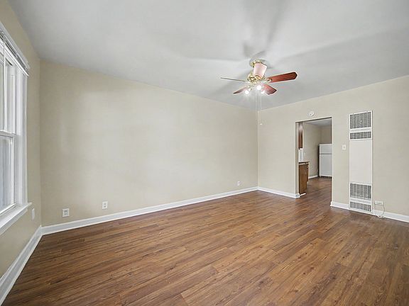 3rd image of 8220 S Houston Ave