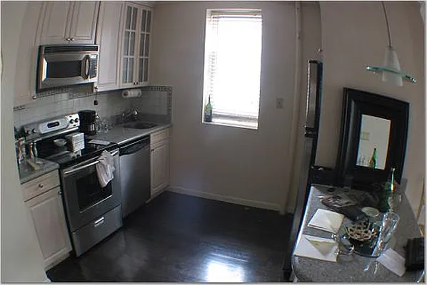 Rented by 4 Points Properties | media 34