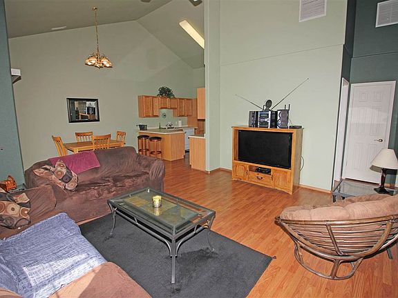 4th image of 2461 Thunder Mountain Dr