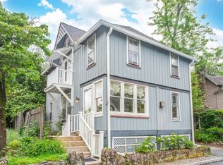 6 McClintock Pl, Mount Tabor, NJ 07878