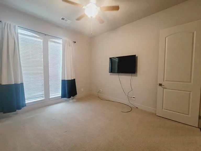 108 Tuscan Dr — Photo 21