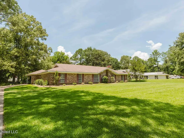 49 Wintergreen Rd, Madison, MS 39110