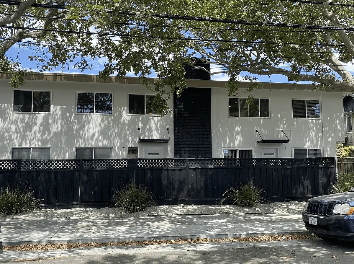 Building Photo - 114 Barneson Ave