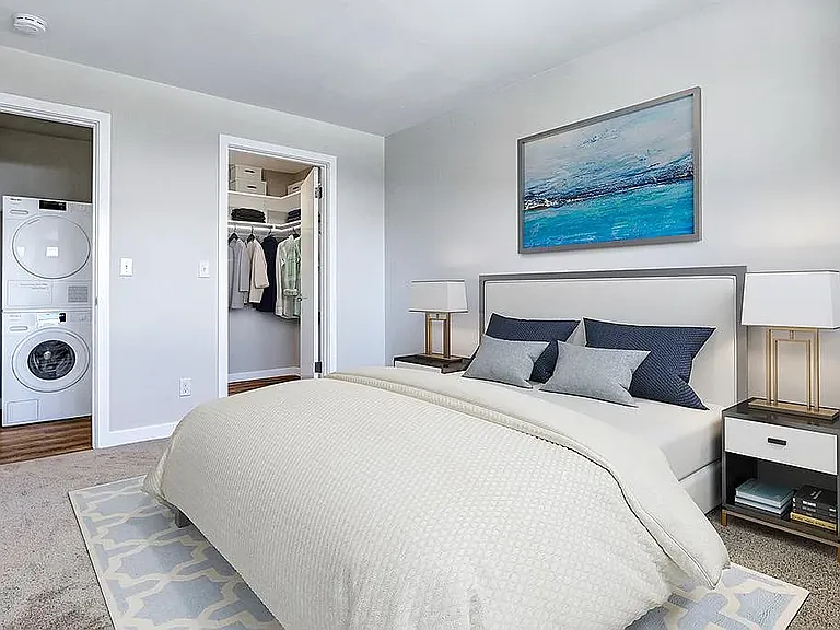 4023 California Ave SW #202 — Photo 2