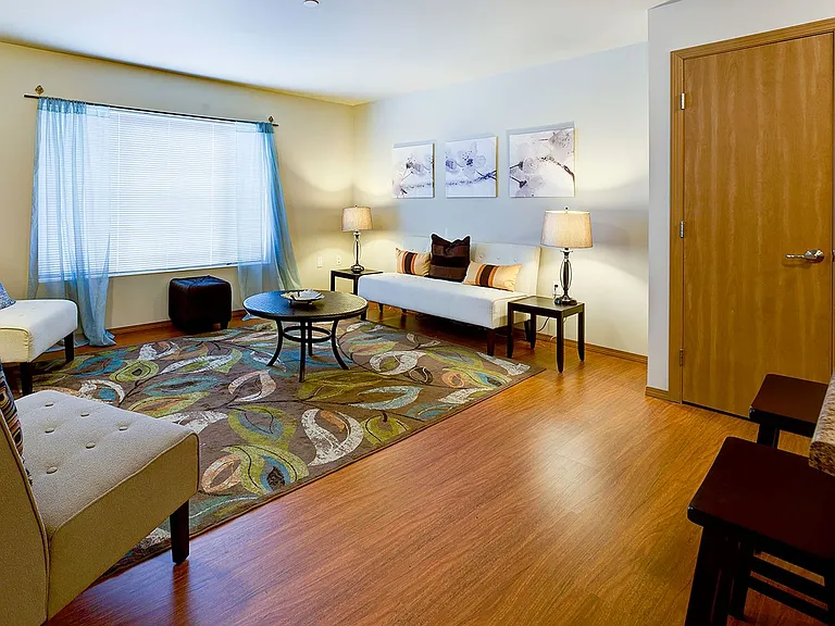Ambaum Place II | Modern Studio and 1 Bedroom Layouts w/ In-Unit Laundry — Photo 14