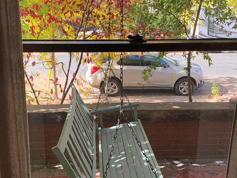 548 S Pearl St — Photo 33