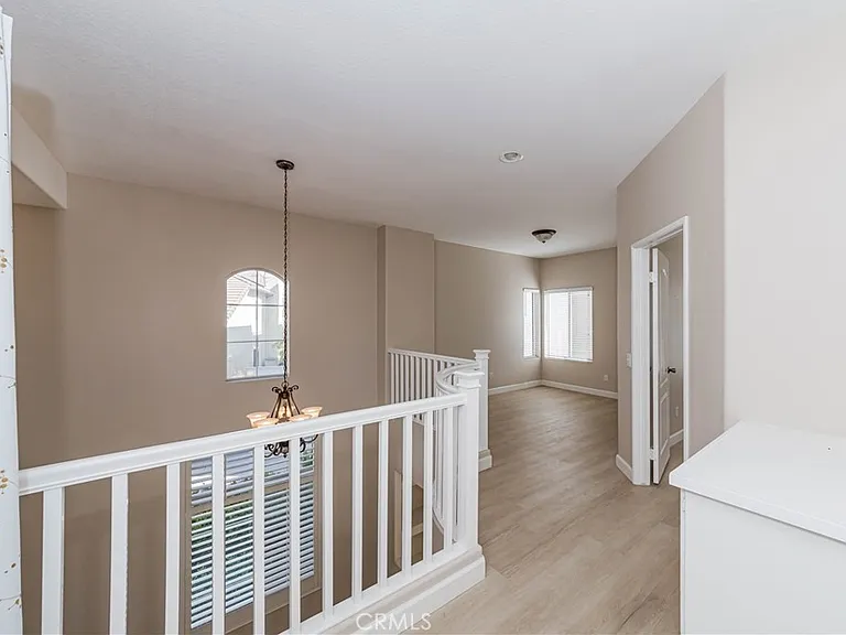 54 Melrose Dr — Photo 11