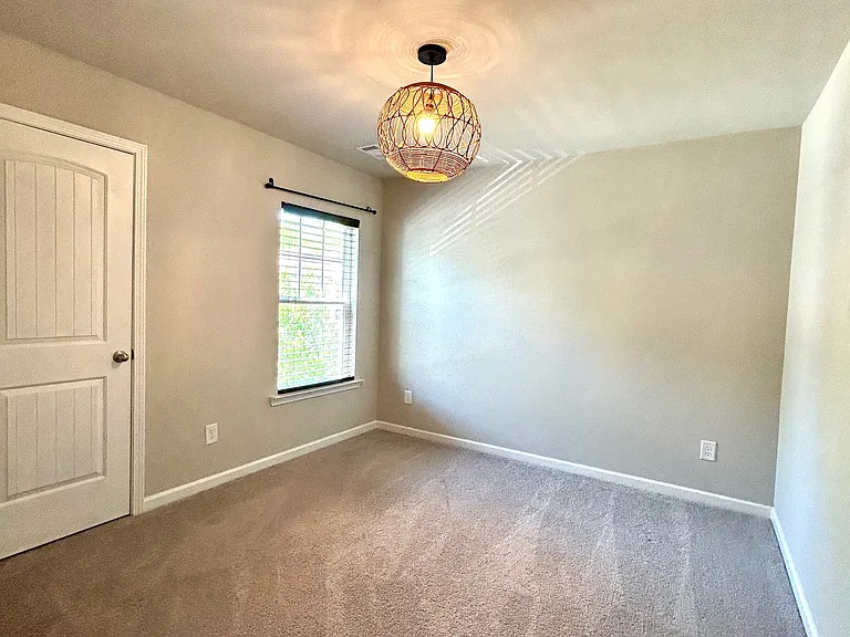 204 Aimes Dr — Photo 20