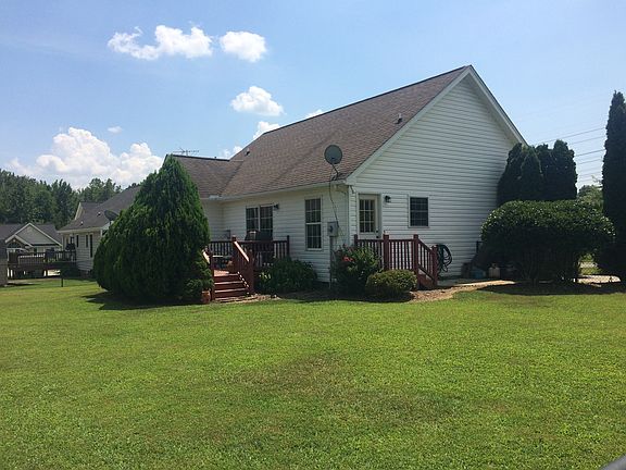 2nd image of 2617 Rolling Meadow Ln
