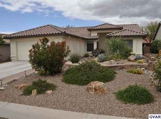 2065 E Cypress Canyon Dr, Green Valley, AZ 85614