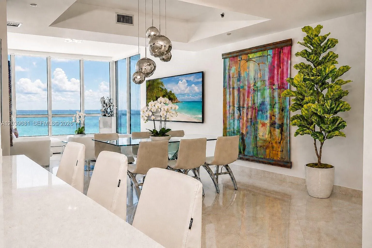 Continuum On South Beach — Photo 3