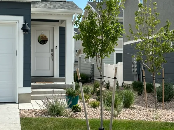 1109 E Dory Boat Rd, Saratoga Springs, UT