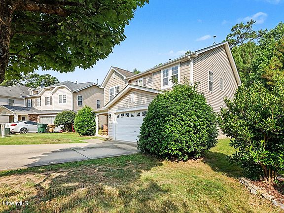 4th image of 237 Georgetowne Drive