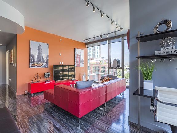 3rd image of 38 N Almaden Blvd Unit 720