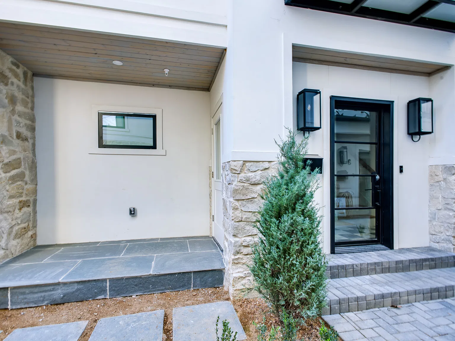2 bed, 2.5 bath, 1448 sqft, $7,500 — Photo 2