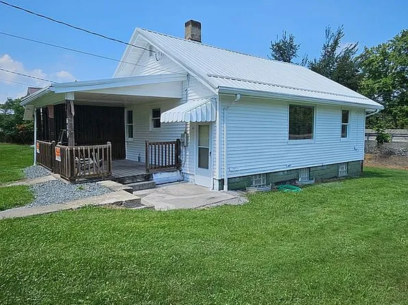 815 Indiana Ave, Blairsville, PA 15717
