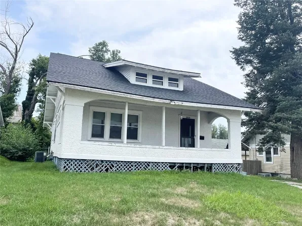 1409 11th Ave, Belle Plaine, IA 52208
