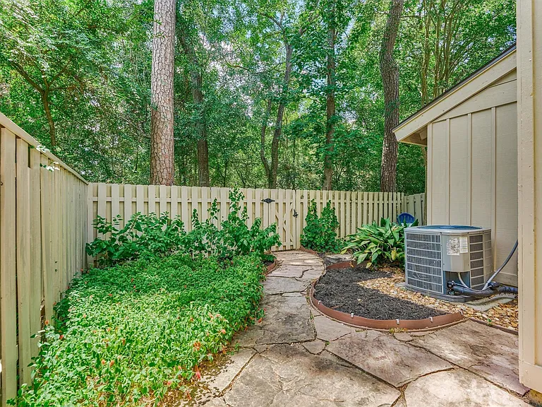 2351 W Settlers Way — Photo 41
