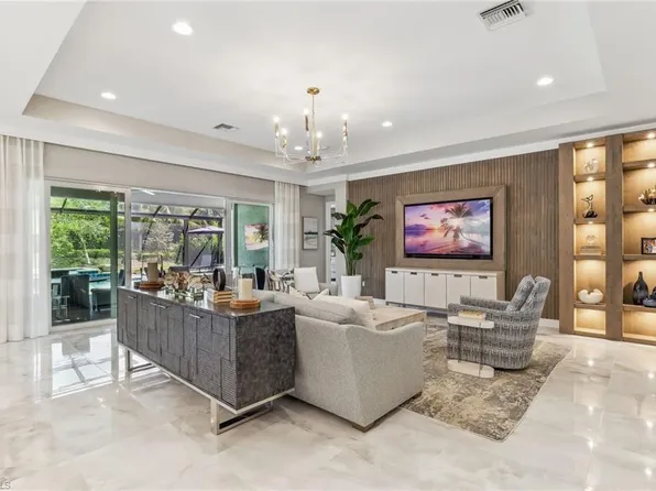 12005 Azalea WAY, NAPLES, FL 34120