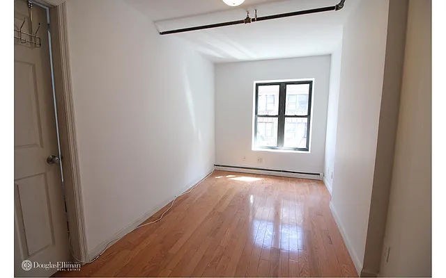 Rented by Douglas Elliman | media 13