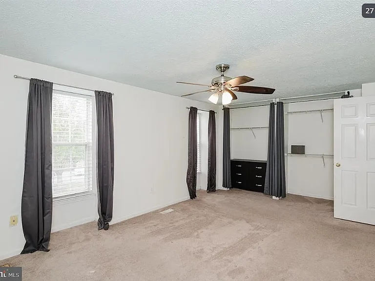 1829 Queen Anne Sq #BEL — Photo 18