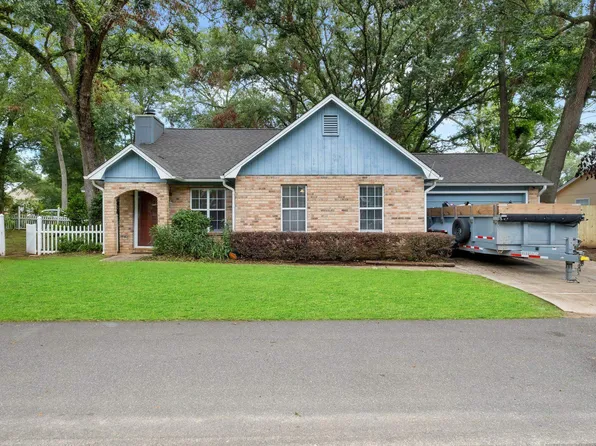 1552 Cinnamon Bear Cir, Tallahassee, FL 32311