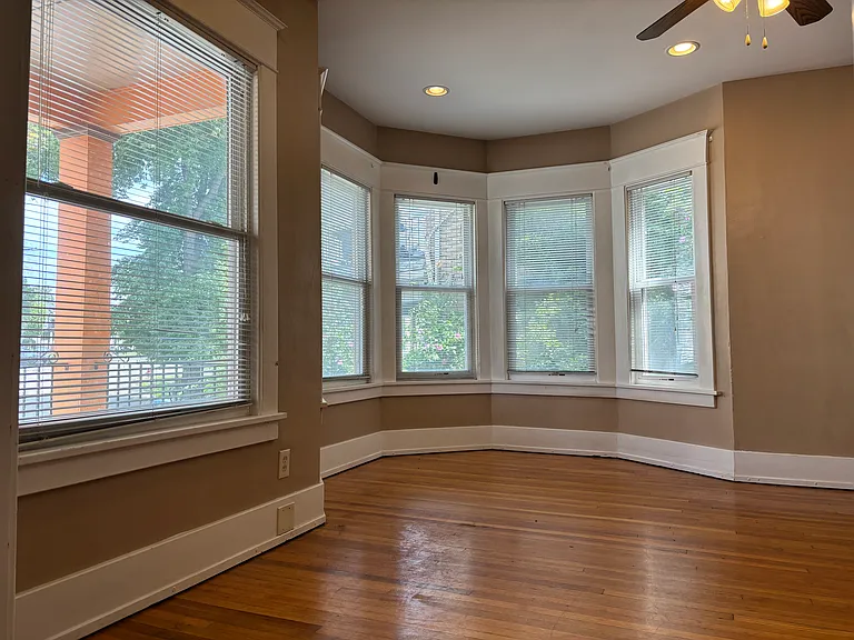 95 Eastwood Pl #1 — Photo 3