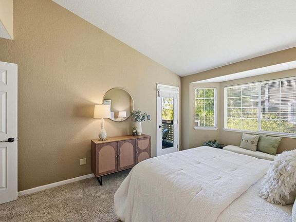 5th image of 5928 Bridgeport Lake Way
