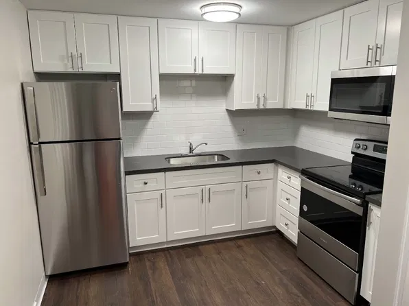 2427 Alder Rd APT 2, Lake Stevens, WA 98258