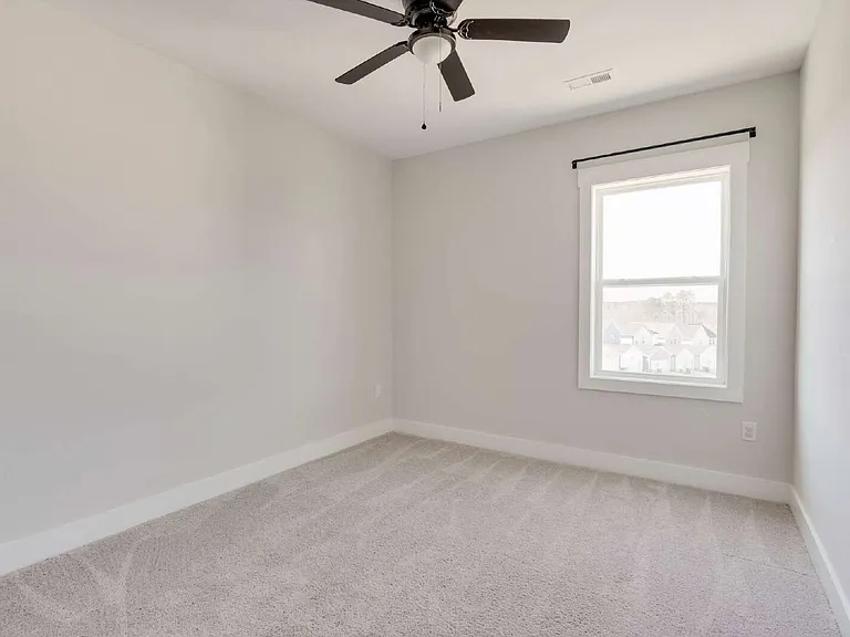 2127 Big Falls Dr — Photo 36