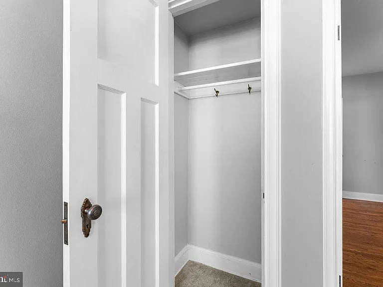 339 Drew St — Photo 23
