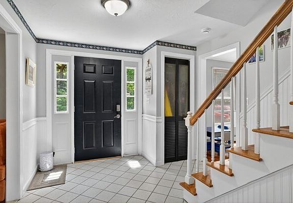 2nd image of 16 Beaverbrook Rd #53