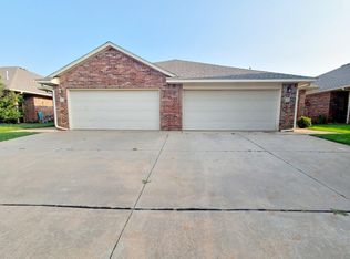 21 NW 155th St, Edmond, OK 73013