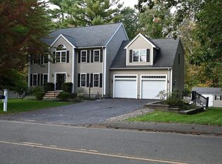 92 Pine St, Stoughton, MA 02072
