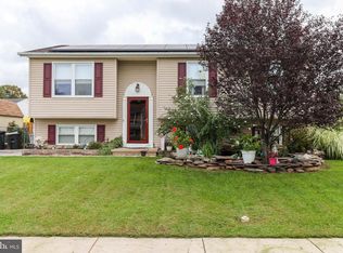 10 Starboard Dr, Taneytown, MD 21787