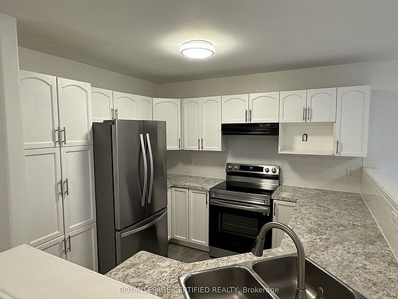 5th image of 4422 Christopher Ct