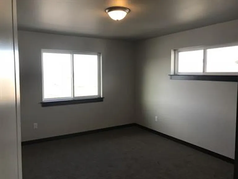 1311 Westwood Cir — Photo 24