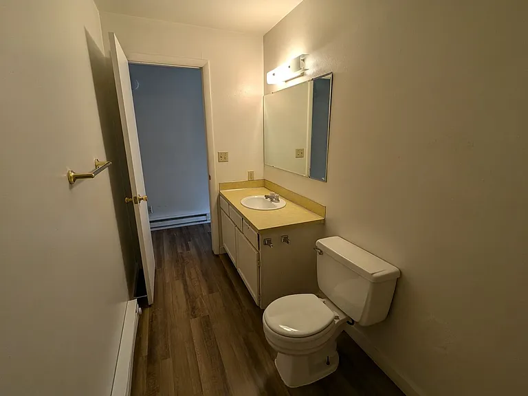 503 N Black Ave #1-8 — Photo 8
