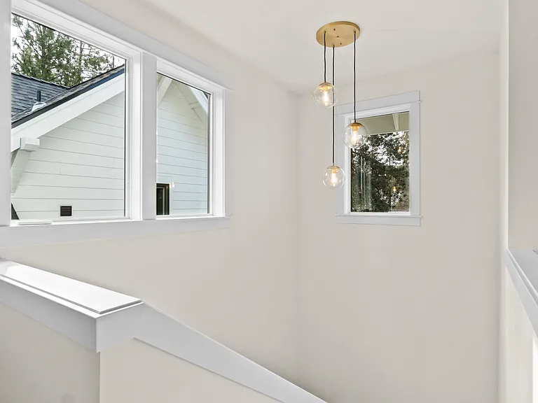 61662 SW Woodriver Dr — Photo 24