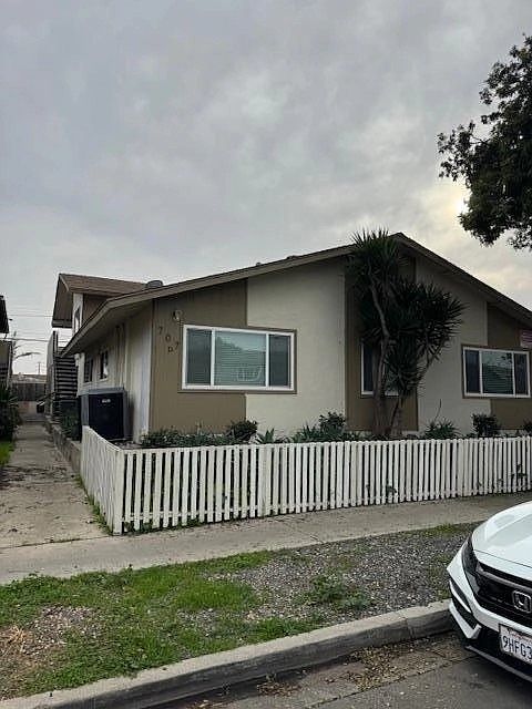 1st image of 707 Shalimar Dr APT C