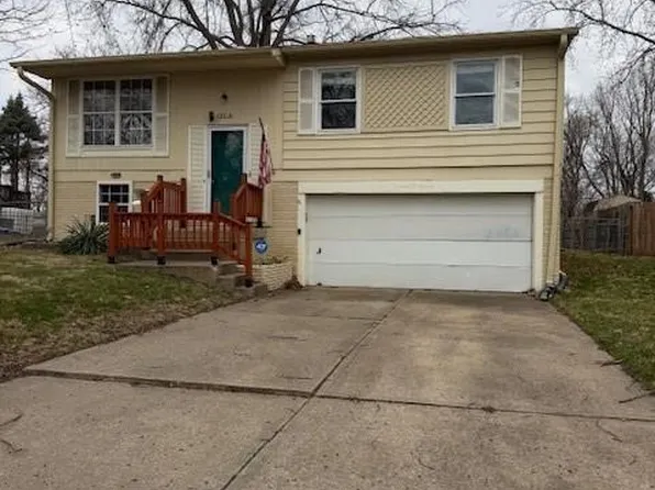 19218 E 6th St N, Independence, MO 64056