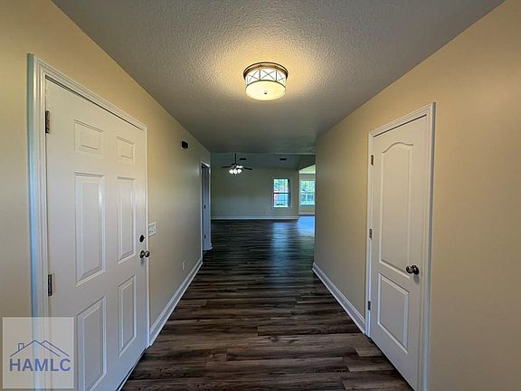 2nd image of 44 Vicky Ct NE