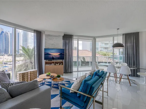 250 Sunny Isles Blvd, Sunny Isles Beach, FL