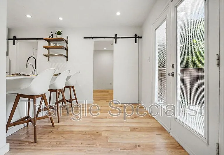 3555 Mill Run — Photo 6