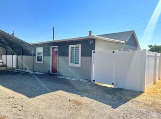898 SE 3rd St, Ontario, OR 97914