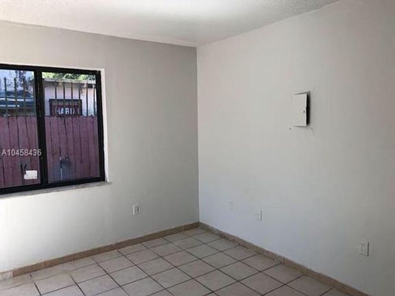 2nd image of 2460 NW 15th St