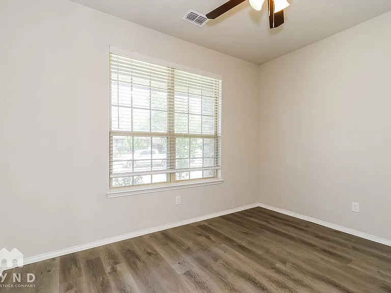 6209 Jackstaff Dr — Photo 11
