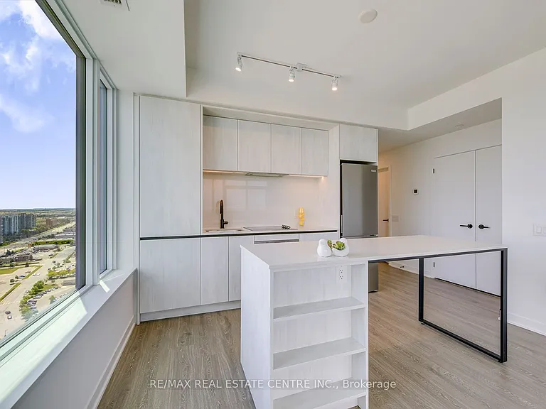 2495 Eglinton Ave W #2603 — Photo 8