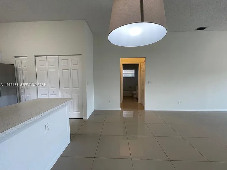 16309 Emerald Cove Rd #16309 — Photo 11