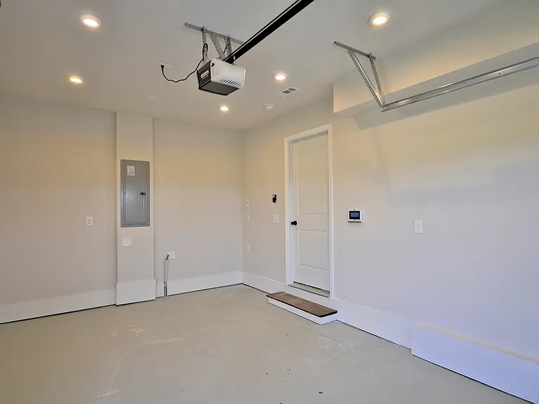 101 Bullpen Ct #F — Photo 43